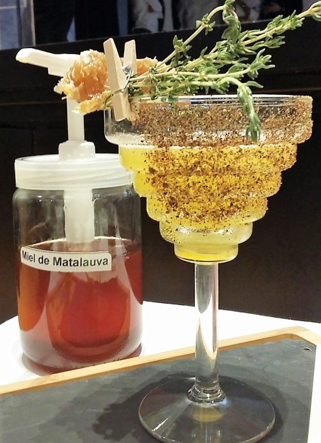 Cocktail con miel de Córdoba